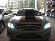 汽车灯光升级 广州日产阳光大灯升级海拉5透镜飞利浦XV套餐