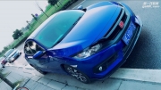 每個(gè)女孩子都有一個(gè)賽車夢(mèng).我也不例外.