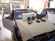 東莞杰生汽車音響改裝 大眾高爾夫GTI改裝丹拿232