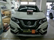 西寧奇駿燈光升級(jí)歐司朗氙氣燈青海西寧精藝精改裝汽車...