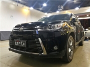 東莞區(qū)豐田漢蘭達(dá)汽車音響改裝詩芬尼音響+賽倫科特隔音！
