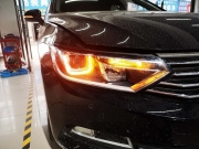 大眾邁騰原車燈升級(jí)雙光透鏡氙氣大燈，給你不同的燈光...