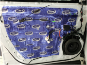 西安合正豐田漢蘭達(dá)音響改裝德國HELIX