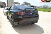 [外观] BMW宝马X6 X6M改装HAMANN中出后唇 排气 大包围 尾翼 碳纤机盖