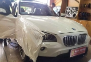 合肥安裝車載音響，寶馬X1不會破壞原車的改裝—合肥車音匯