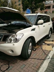 日產(chǎn)途樂改裝智能電動踏板 方便上下車 增添豪華氣息