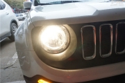 夜晚自由从改灯开始，jeep自由侠郑州猫头鹰改装超亮氙灯