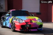 色彩绚丽的改装版保时捷911 Turbo