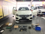 奔馳E260 E300改網(wǎng)紅發(fā)光套件，內(nèi)飾氛圍燈提升
