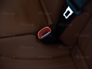 奔驰21款S400改安全带发光插口，豪华细节的关怀体验