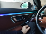 22款奔馳S450改裝原廠(chǎng)主動(dòng)式氛圍燈，原廠(chǎng)4D旋轉(zhuǎn)高音