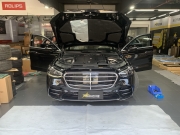 奔馳S450改裝升級原廠流星雨數(shù)字大燈