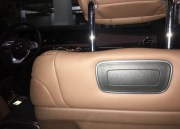 19款奔驰S320加装原厂后排娱乐系统，提升您的豪华感