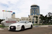 R35搭載GT600R套件 在300km/h上輕松游走