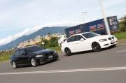 雙渦輪增壓的BMW 335 PK.機械增壓的BMW 330