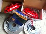 批發(fā)出售各型號(hào)高性能剎車套件/剎車盤/卡鉗/ 剎車片/鋼喉等