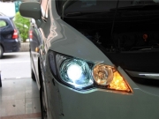 深圳汽車燈光改裝升級：思銘改裝Q5雙光透鏡【光速車改】