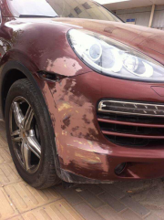 車衣裳車漆快修完美施工保時捷卡宴