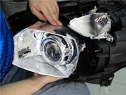 深圳汽車燈光改裝升級(jí)：騏達(dá)改裝Q5雙光透鏡【光速車改】