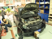 深圳汽車燈光改裝升級(jí)：比亞迪F0改裝Q5透鏡【光速車改】