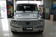 奔馳G55全車(chē)亮光白車(chē)身改色案例