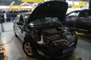 蕪湖專業(yè)汽車大燈改裝雙光Q5透鏡 現(xiàn)代朗動(dòng)