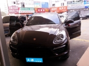 南寧大通保時(shí)捷卡宴汽車原車屏升級(jí)
