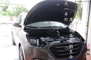 成都現(xiàn)代IX35改燈 改裝原廠Q5德國海拉雙光透鏡氙氣燈