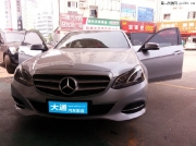 南寧大通奔馳E260汽車原車屏升級(jí)