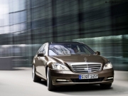 奔馳S級(jí)--彰顯貴族氣質(zhì)