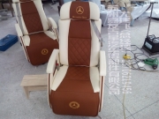 嘉友吉星專業(yè)改裝電動(dòng)奔馳唯雅諾/威霆VITO
