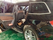 奔馳GL350加后排娛樂頭枕改原廠頭枕屏加頭枕屏