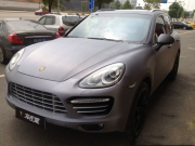 卡宴全車(chē)?yán)z鐵灰車(chē)身改色案例