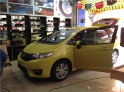 佛山永福專業(yè)汽車音響 本田新飛度汽車音響改裝+飛歌導(dǎo)航