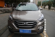 [燈光燈飾] 成都現(xiàn)代IX35車燈改裝升級Q5海拉雙光透鏡氙氣燈總成
