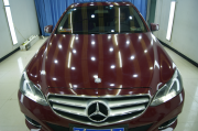 奔馳E260全車酒紅車身改色案例