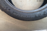 出售米其林265/40R18