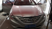 湖北驛路高歌專業(yè)汽車音響改裝店 現(xiàn)代索納塔八代升級音響