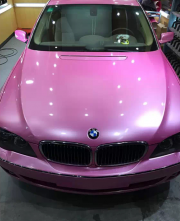 寶馬7系全車公主粉車身改色案例