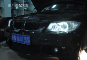 寶馬318升級(jí)原廠高配天使眼大燈總成