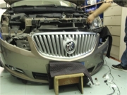 深圳汽車燈光升級(jí)【光速改裝】：君越改裝海拉雙光...