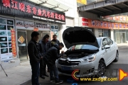 鎮(zhèn)江改燈 鎮(zhèn)江雪鐵龍C4L改裝原廠Q5透鏡光導(dǎo)天使眼LED惡魔眼