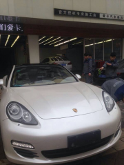 保時捷panamera貝殼白車身改色