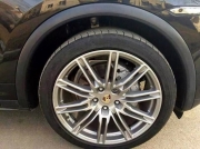 [輪轂輪胎] 卡宴 21寸，全新拆車帶胎一套，機(jī)會只有一次哦．趕緊的吧！