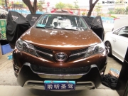 深圳聆聽(tīng)圣駕汽車音響改裝 ：豐田RAV4升級(jí)芬朗汽車音響