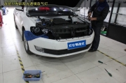 南京新朗逸大燈改裝 改裝Q5透鏡歐司朗氙氣燈