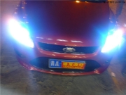 西寧福特福克斯車燈改Q5雙光透鏡+淚眼