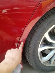 奔馳c200輪眉來特威快修欣賞