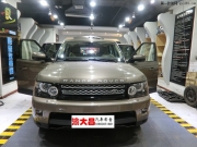 路虎攬勝裝360度無(wú)縫全景可視+原車屏升級(jí)導(dǎo)航_重慶渝大昌改
