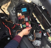 奔馳s320s400加裝電動尾門，加送一腳踢功能